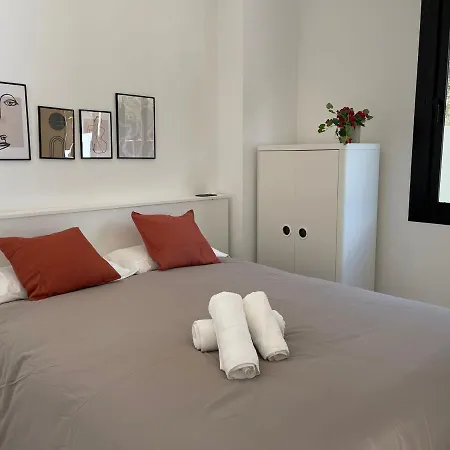 Hacienda La Sierra Apartment *